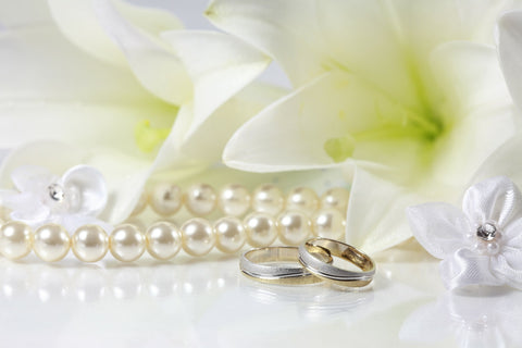 CHOOSE THE RIGHT SHAPE OF PEARLS