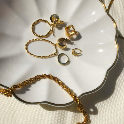 How to Clean and Maintain Your Jewelry at Home
